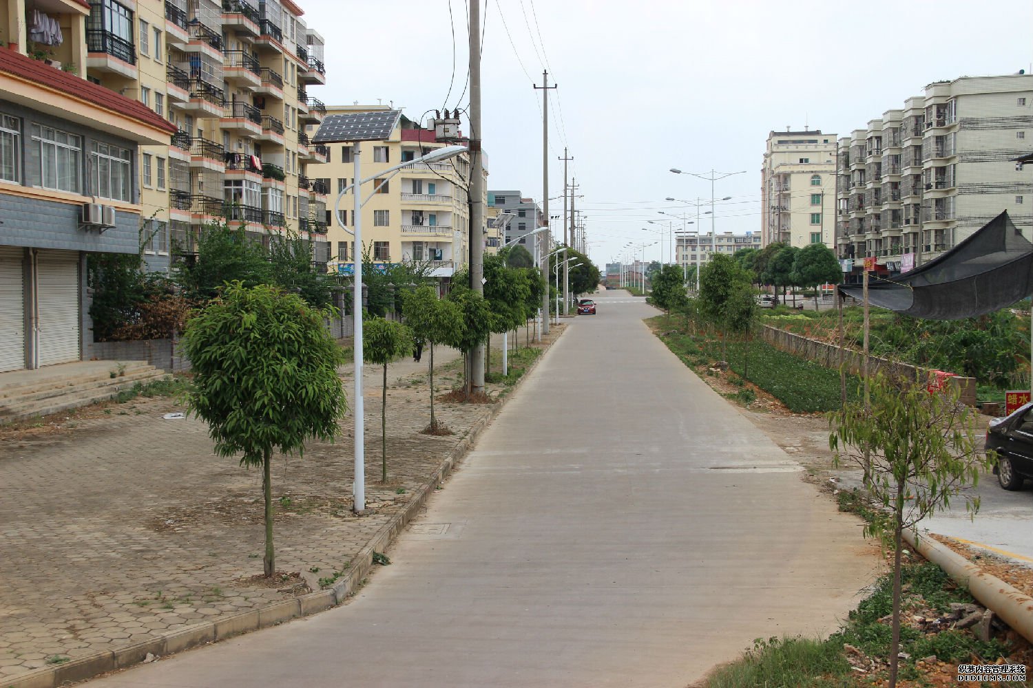 南寧市小區太陽能路燈照明工程